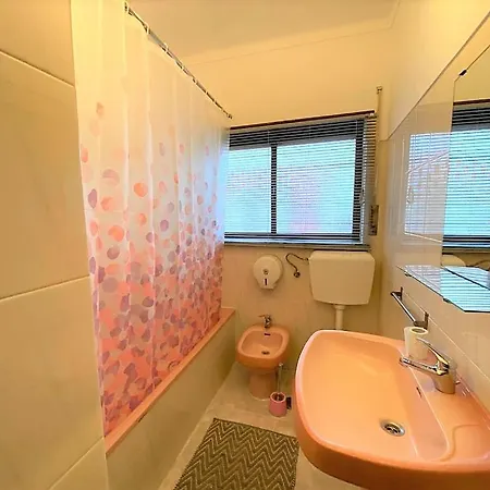 Private 4 Br&patio - 3 Mins From Beach&surf * 발리알